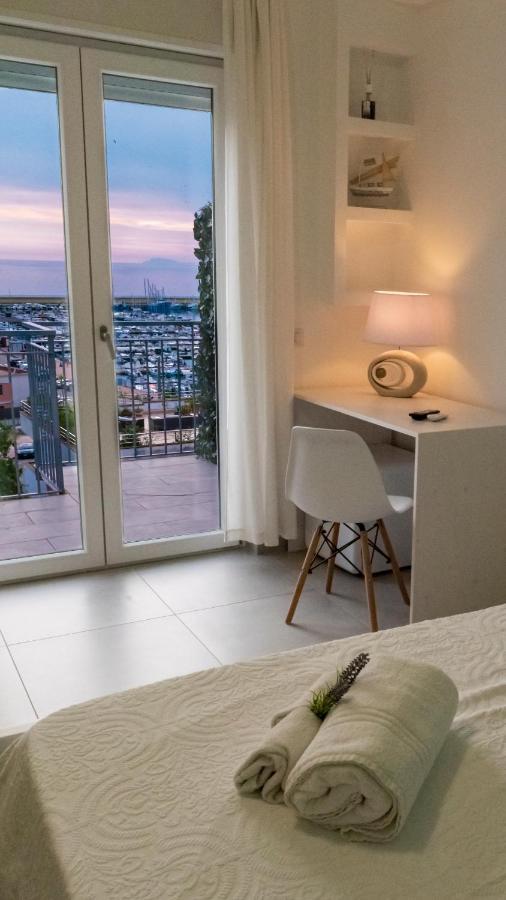Quasi In Porto Bed & Breakfast Agropoli Luaran gambar